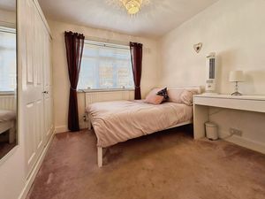 Photo 7- click for photo gallery